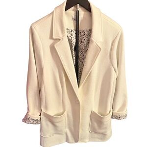 DR2 Off-White Blazer NWT - Sz 1X